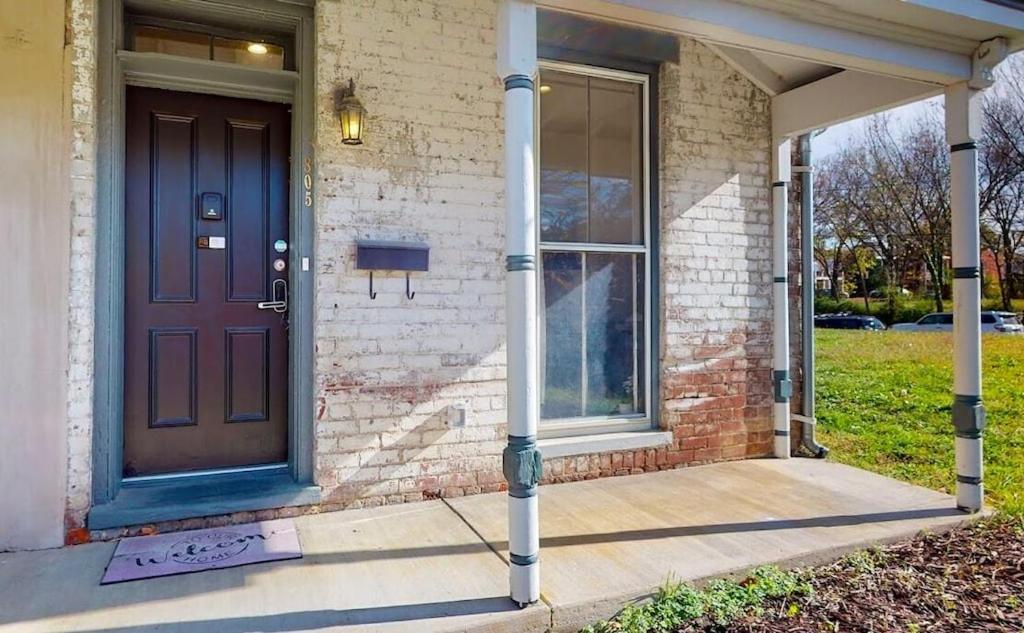 New! Renovated Townhome W/ Putting Green & Patio! 里士满 外观 照片