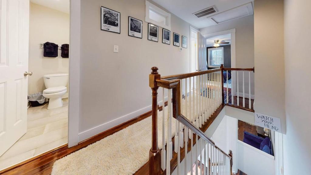 New! Renovated Townhome W/ Putting Green & Patio! 里士满 外观 照片